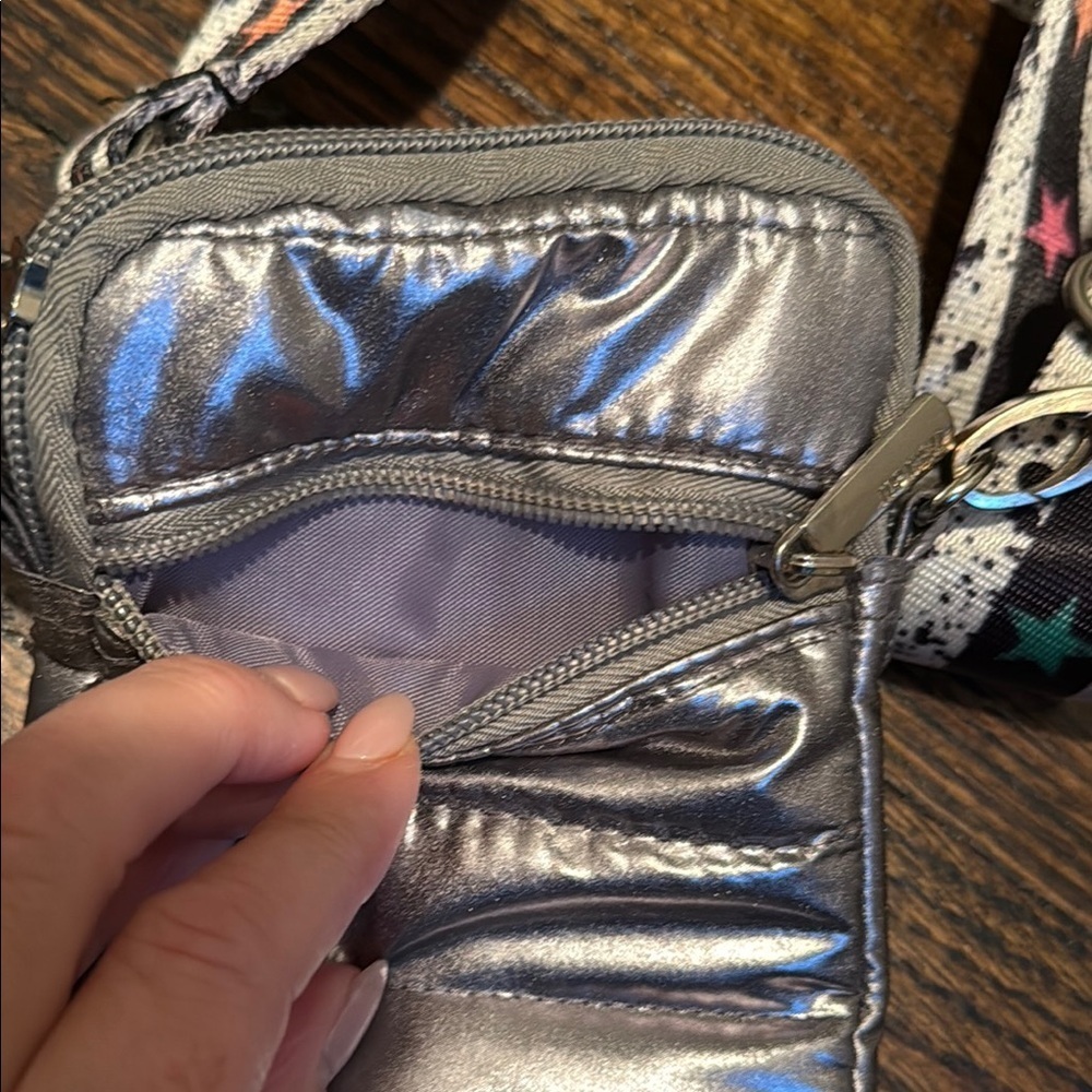 This is a Top Trenz Puffer Cell Bag with an original striped tie-dye strap - Picture 7 of 8